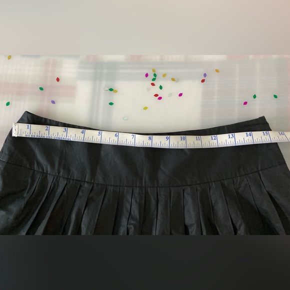 Theory sequined black pleated woman’s mini skirt size 6 - Picture 6 of 12